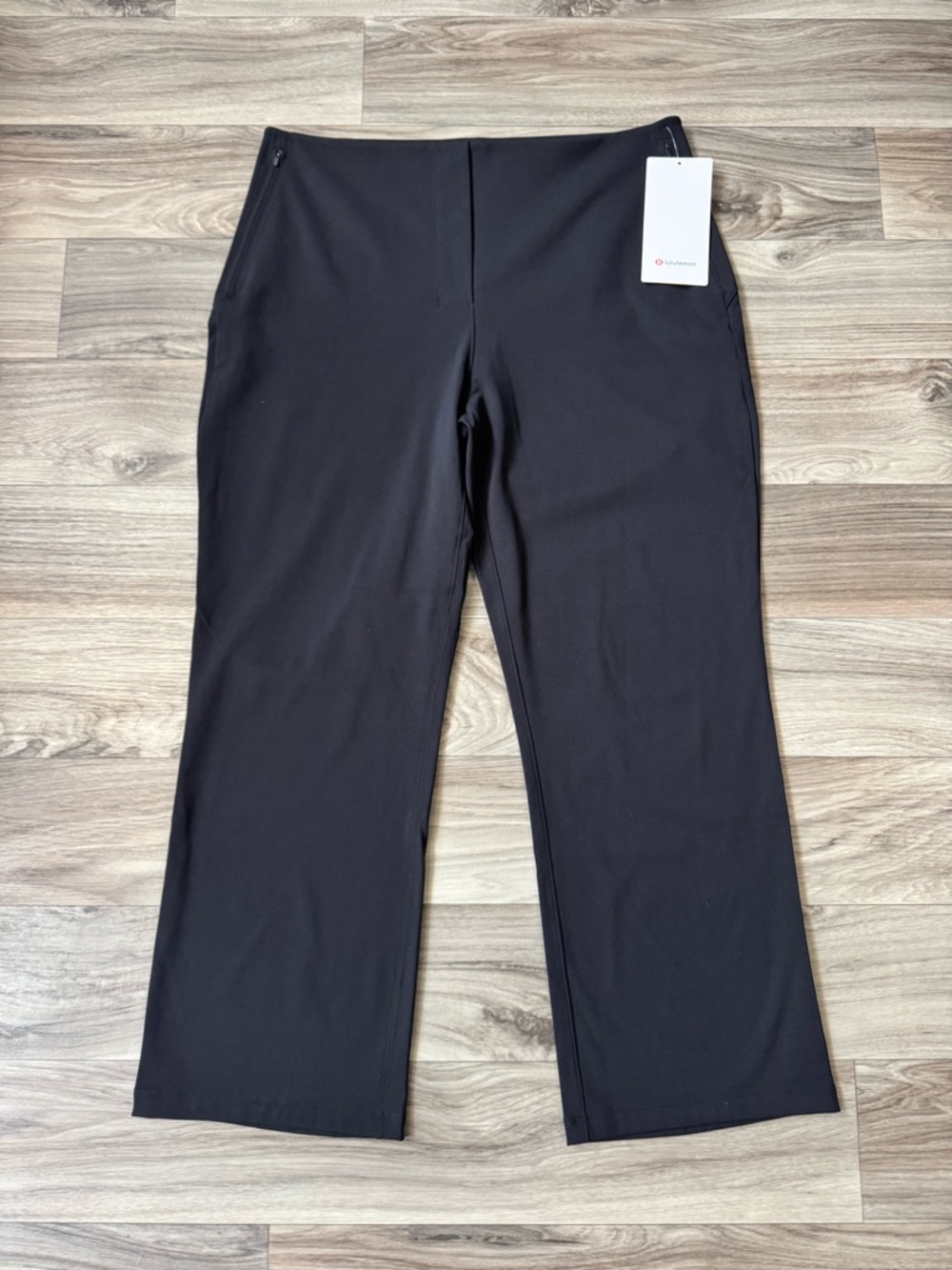 Lululemon Smooth Fit Pull-On High-Rise Crop in Black Size 12 NWT
